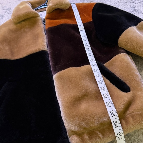 Urban Outfitters Patchwork Multi-Color Fur Jacket - Picture 4 of 9